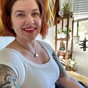 Meet your Posher, Emily